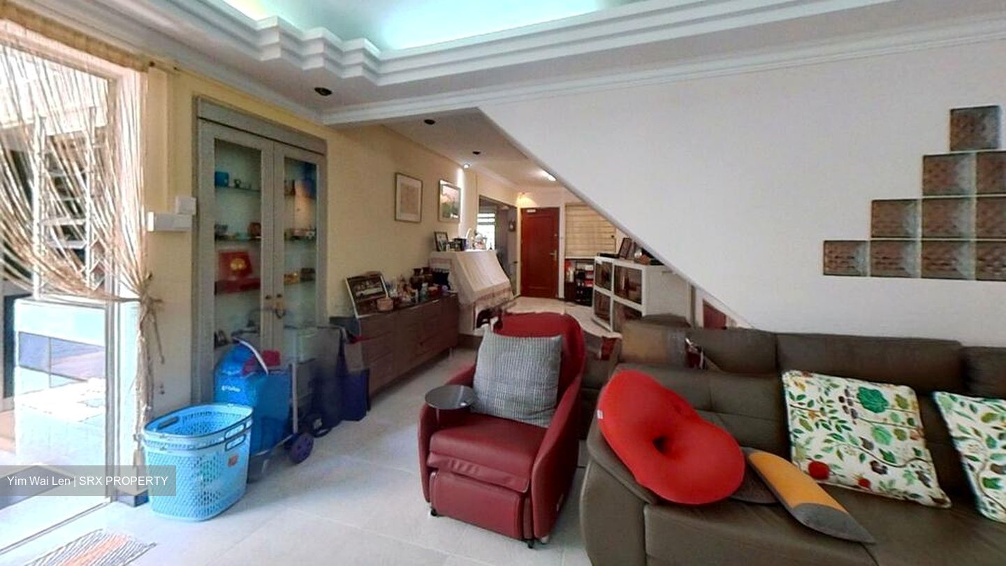 Blk 714 Jurong West Street 71 (Jurong West), HDB Executive #500283831
